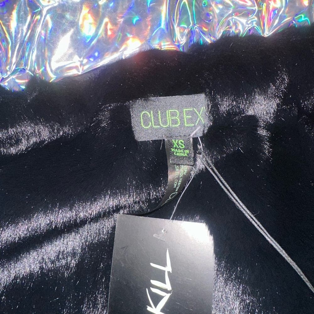 Dolls Kill NWT Dark Savage Signals holographic Puffer Jacket From Club EXX - Picture 4 of 11